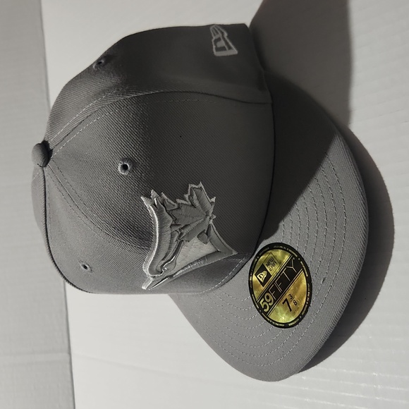 New Era Blue Jays cap - Picture 1 of 3
